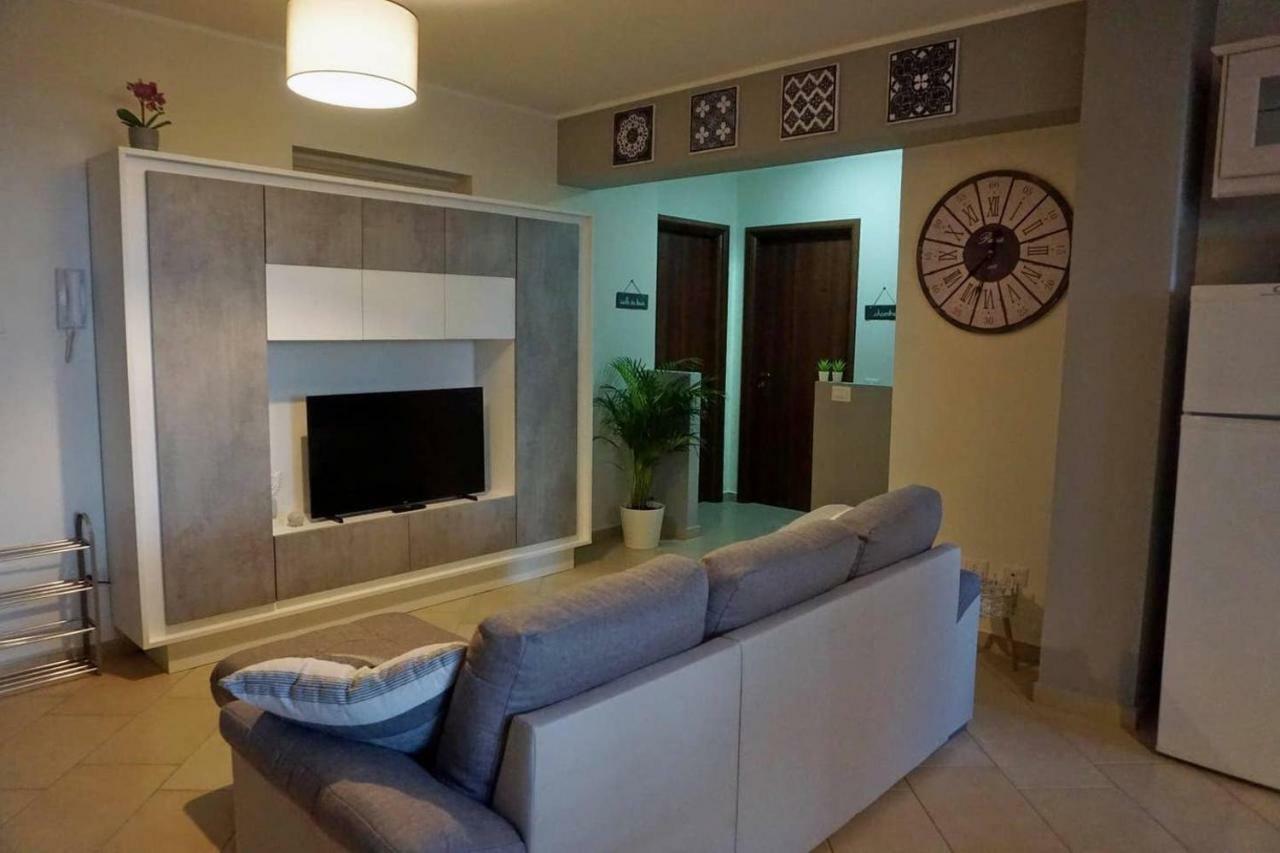 Lilly'S House Giardini Naxos Exterior foto